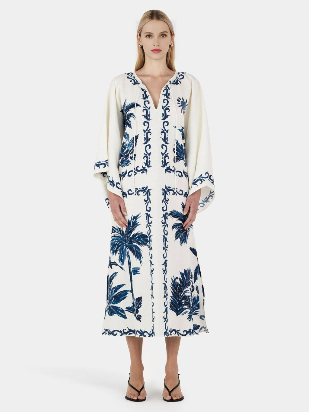Boho-Inspired Maxi Dress with Print