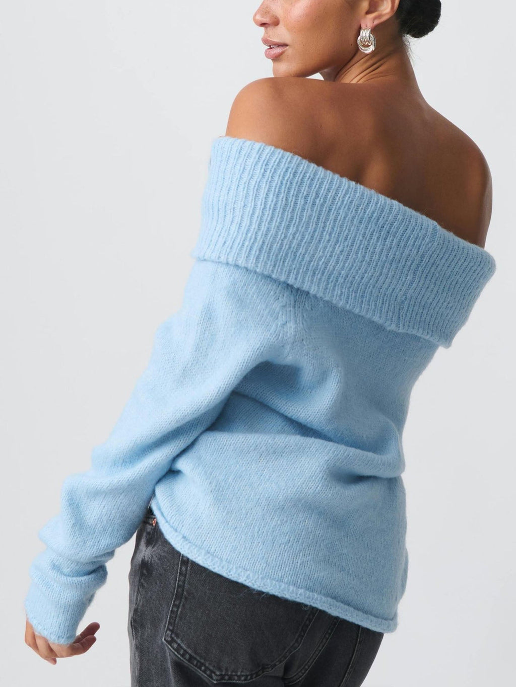 Baju Kolar Off Shoulder Padanan Serbaguna Manis