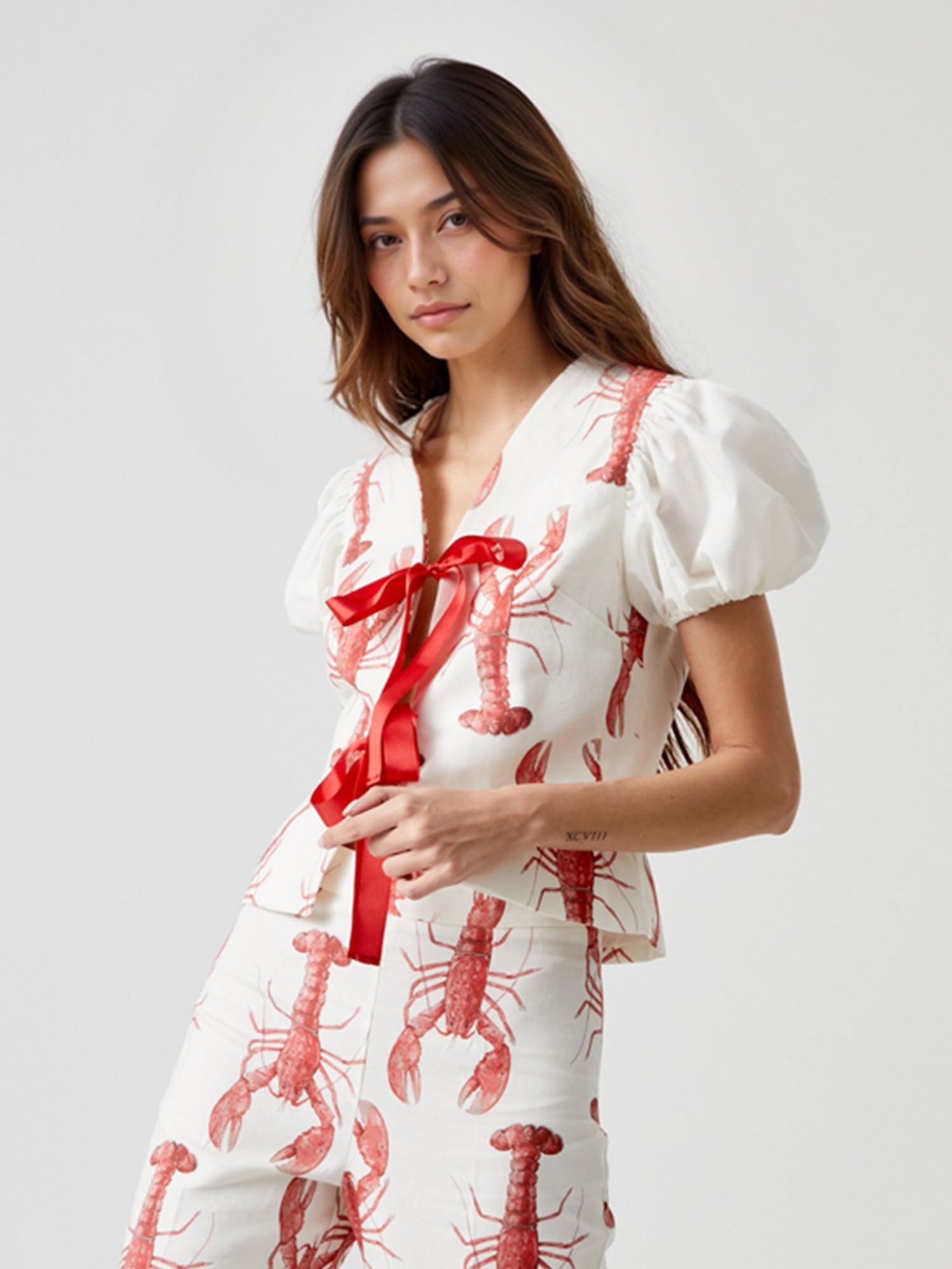 Lobster Print Cropped Pants