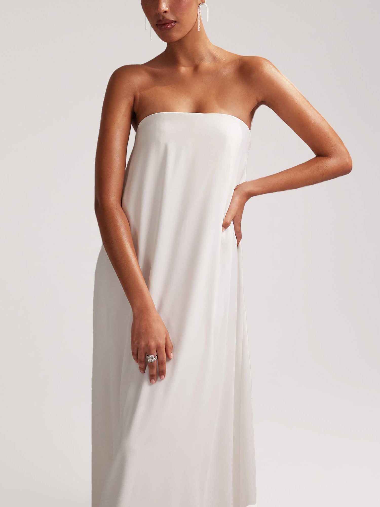 Strapless Flowing Maxi Dress – Gretachic