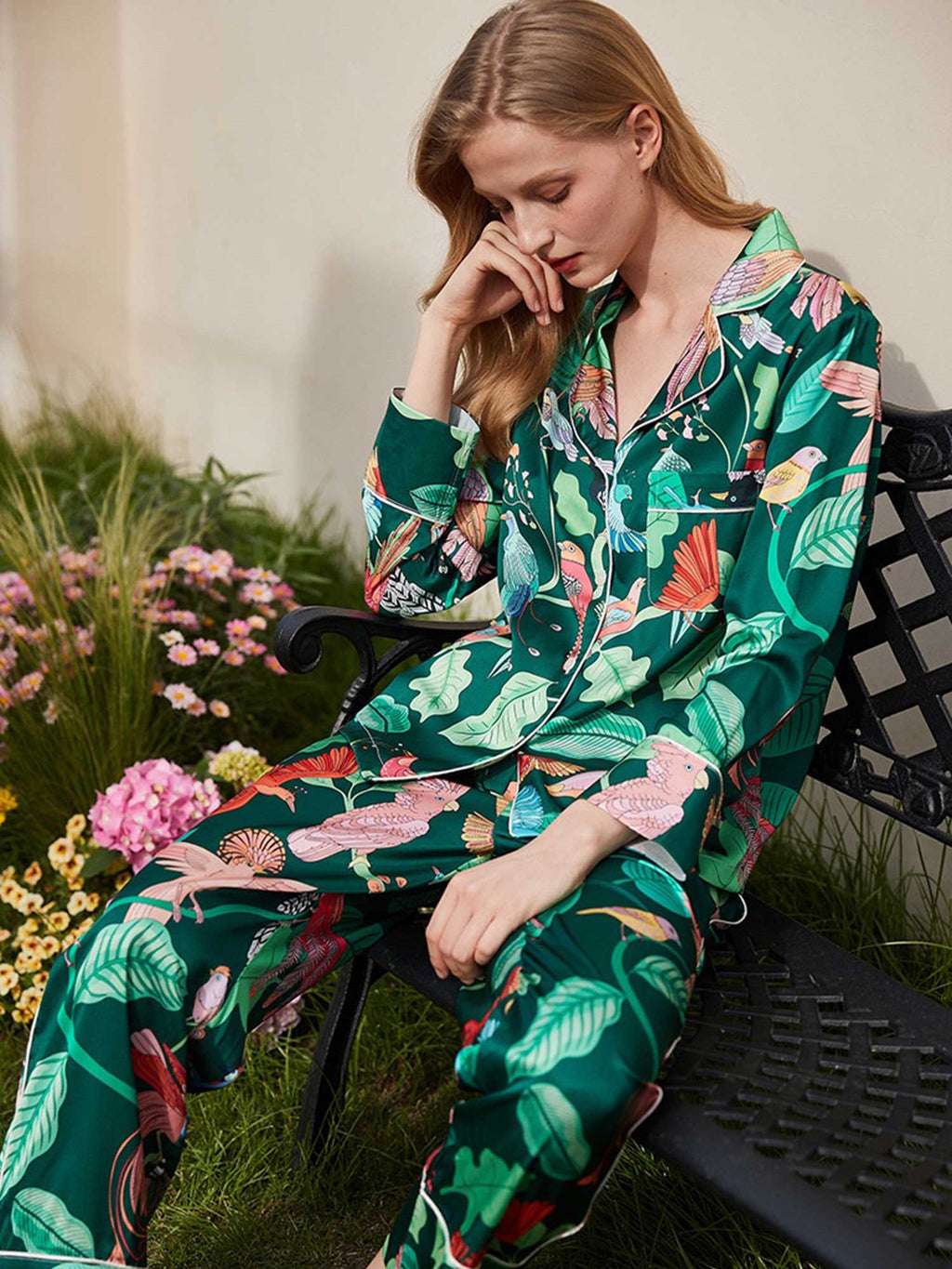 Parrot and Leaf Print Pajama Set