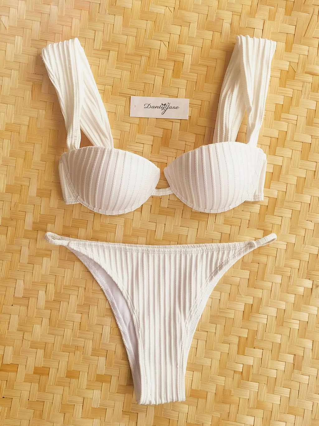 Set Bikini Berwayar Bergaris Bertekstur