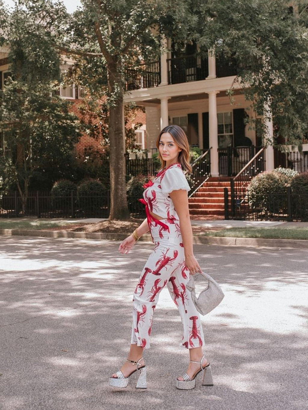 Lobster Print Cropped Pants
