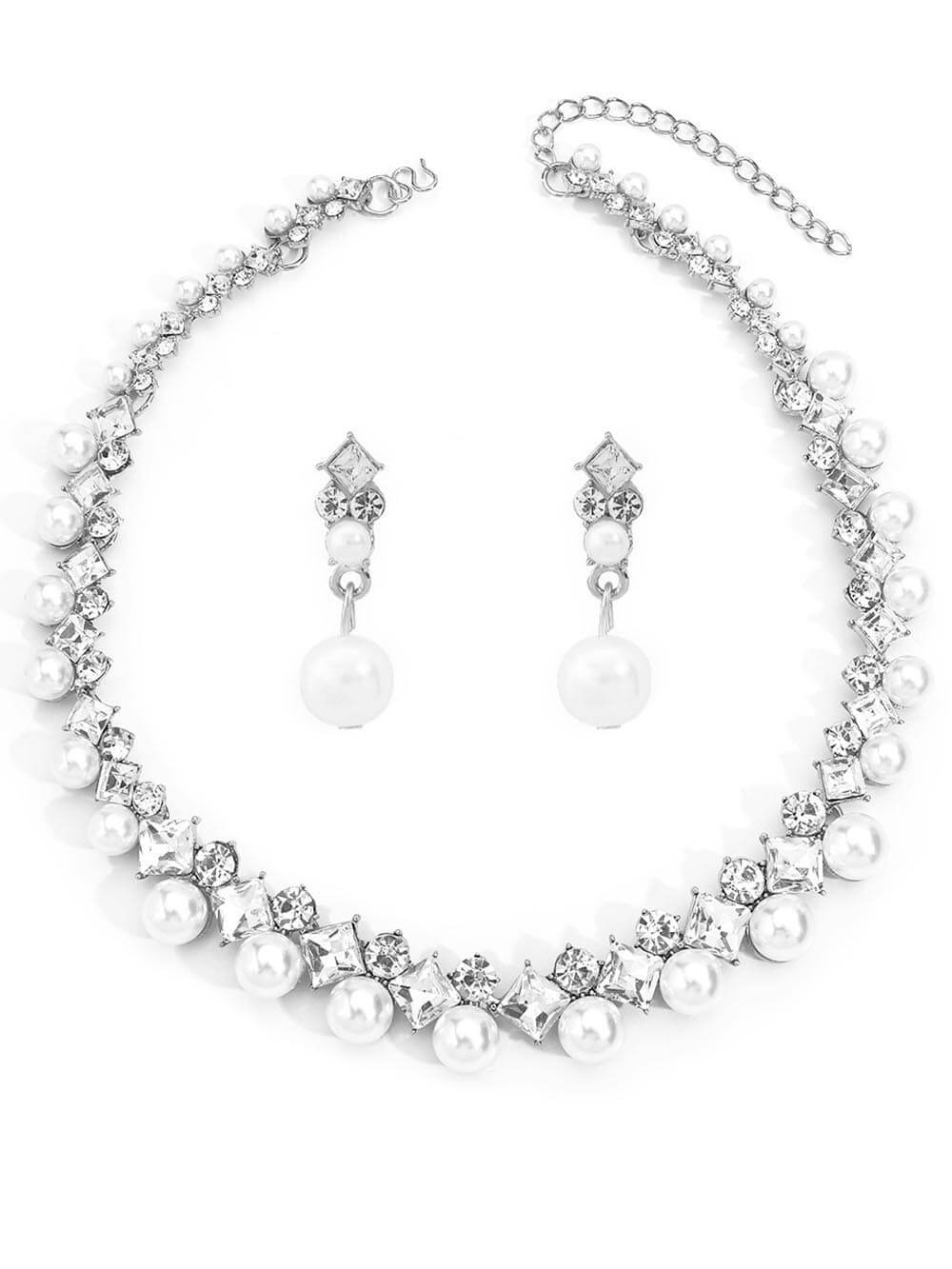 Set Kalung Aloi Barok Elegan dan Subang Mutiara
